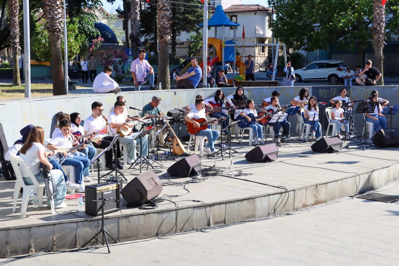 ÇOCUK VE GENÇ KENT ORKESTRASI'NDAN UNUTULMAZ KONSER