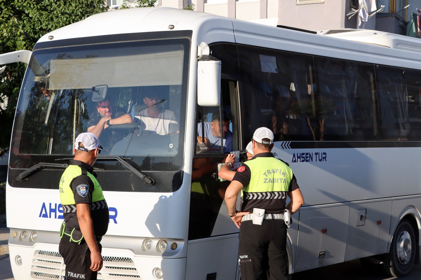 YALOVA’DA KORSAN SERVİS TAŞIMACILIĞINA GEÇİT YOK